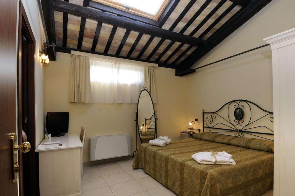 Hotel Villa Fiorita Giulianova Pokój zdjęcie