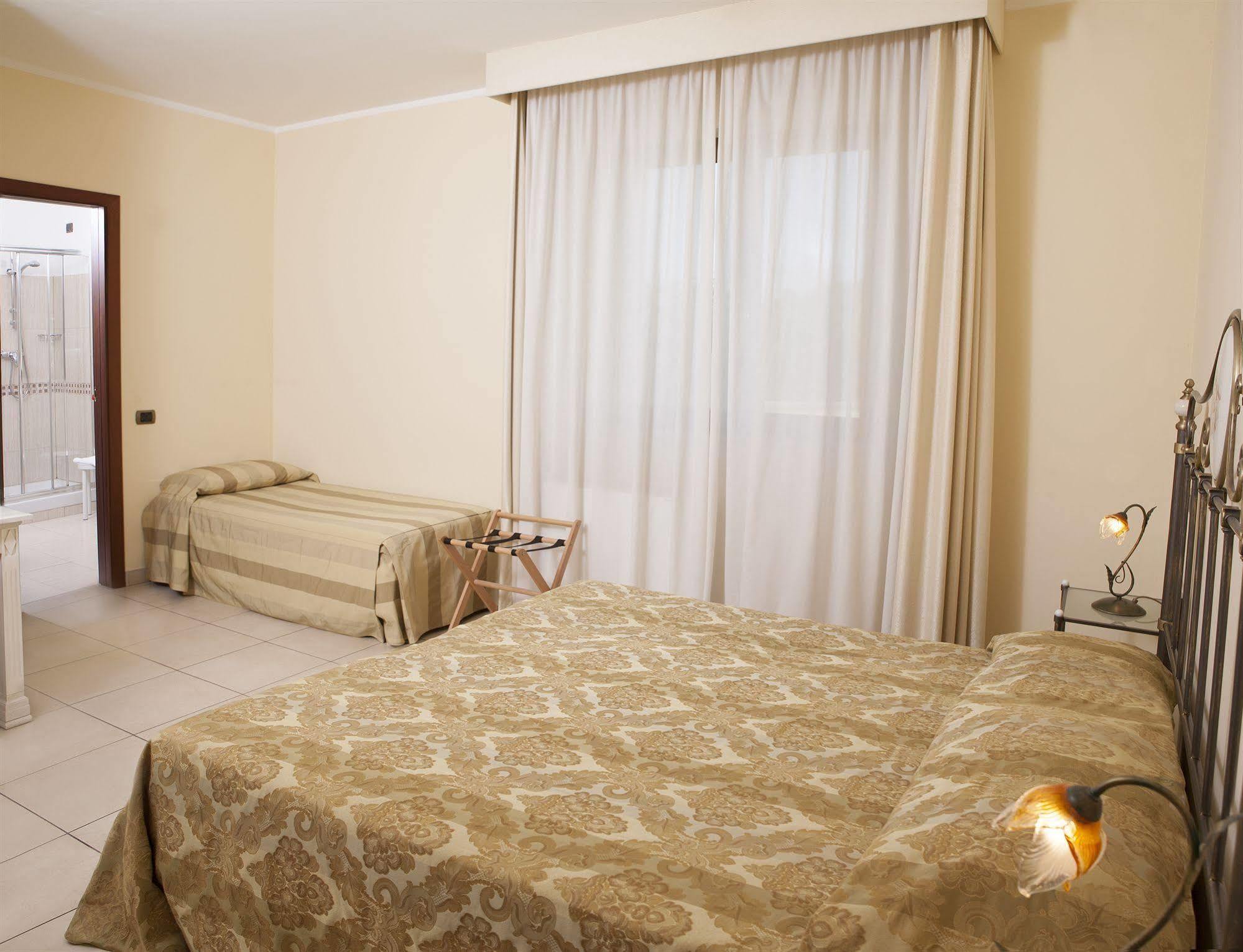 Hotel Villa Fiorita Giulianova Zewnętrze zdjęcie